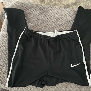 Kids, large Nike joggers